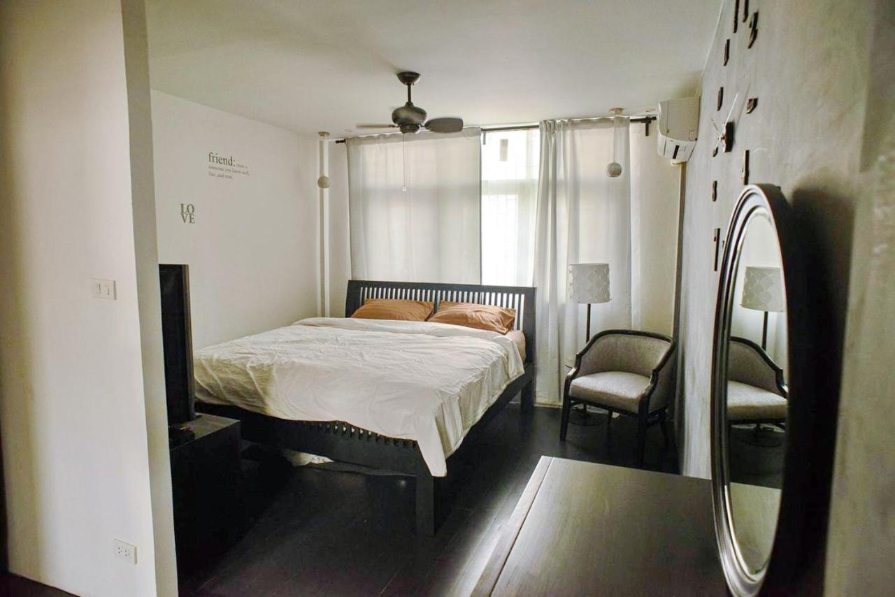 Inner Old Town 196 Chic Guesthouse - Self Check In Bangkok Exterior foto